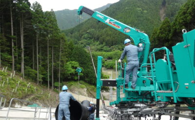 福岡県　法面排水工事